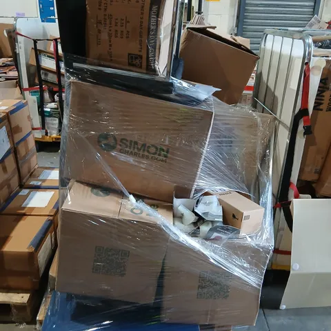 PALLETOF ASSORTED PRODUCTS TO INCLUDE; UNBRANDED HANGING LIGHT, QUILTED DINING CHAIR AND APRES SNOW CUSHION