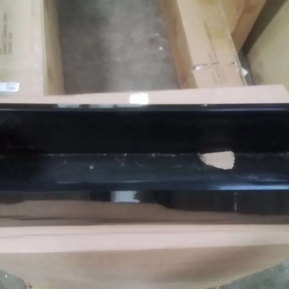 HAIDEMAN FIBERGLASS WINDOW BOX PLANTER