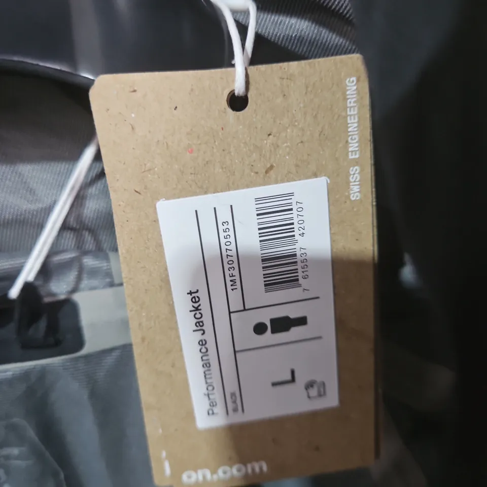 ON RUNNING PERFORMANCE JACKET - BLACK, SIZE L