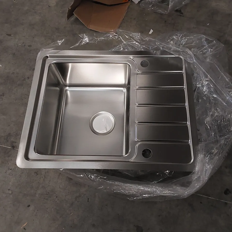 COMPACT 1-BOWL SINK AND DRAINER 