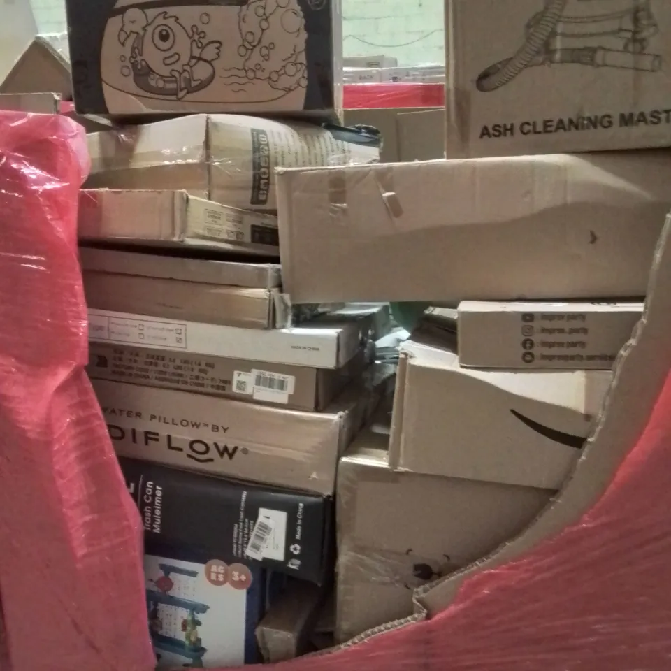 PALLET CONTAINING VARIOUS ASSORTED BOXED HOUSEHOLD ITEMS TO INCLUDE: ASH VACUUM, FOAM MACHINE, SLEEPING BAG, AND LOTS MORE UNMARKED BOXED ITEMS 