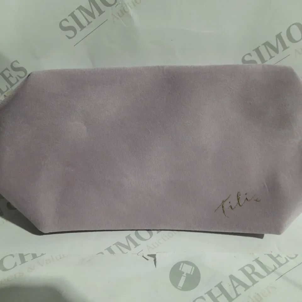 TILI X WASHED SUEDE WASH BAG