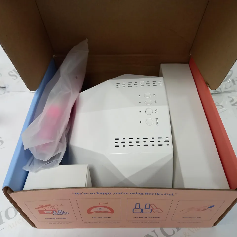 BOXED BEETLES GEL POLISH ALL-IN-1 MANI KIT