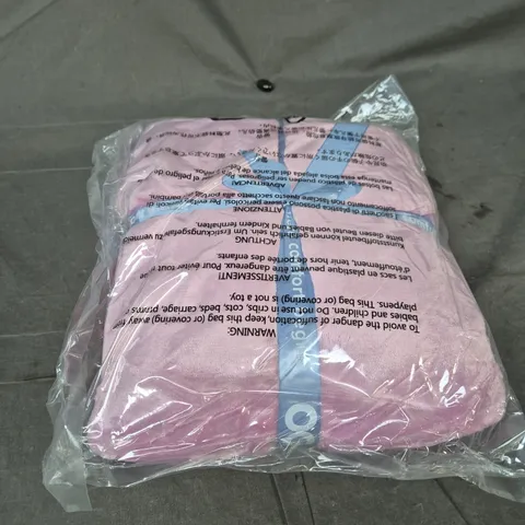 SEALED OODIE OVERSIZED HOODED BLANKET - PINK