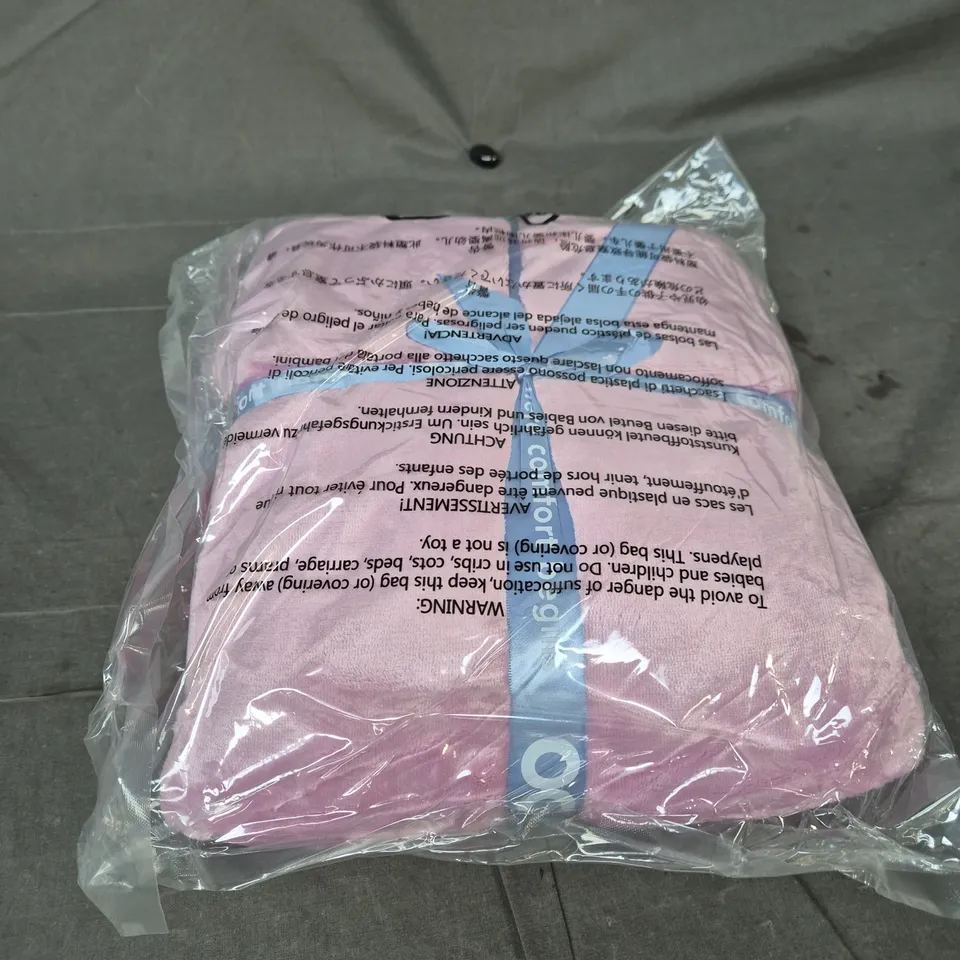 SEALED OODIE OVERSIZED HOODED BLANKET - PINK