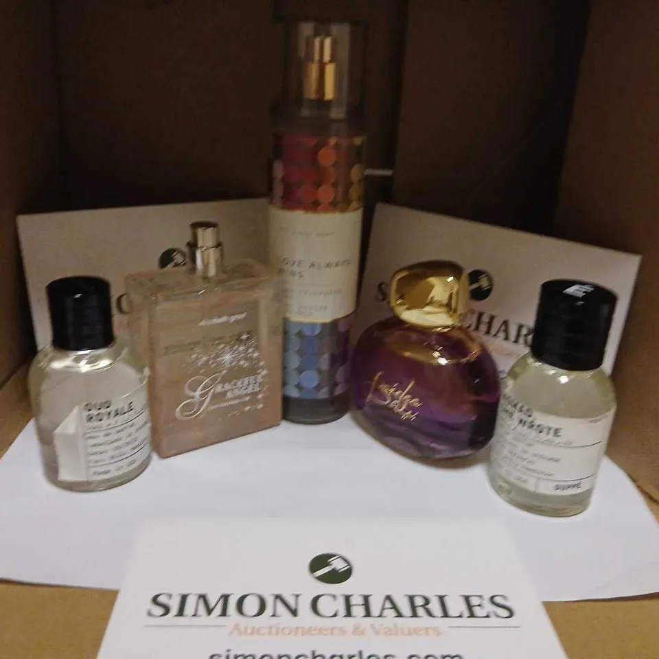 APPROXIMATELY 10 ASSORTED UNBOXED FRAGRANCES 