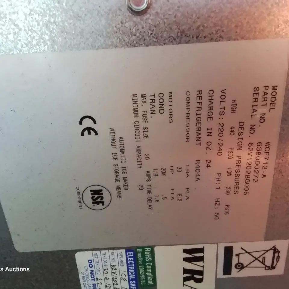 FOLLETT COMPRESSED ICE MAKER MACHINE Model WCF712-A