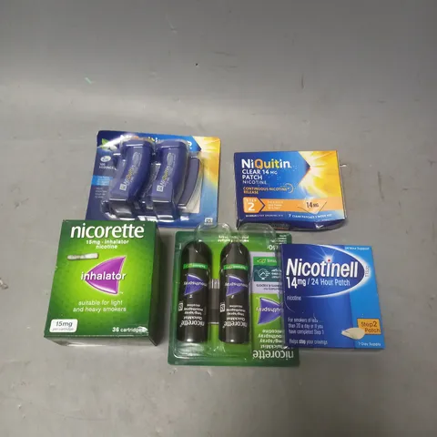 APPROXIMATELY 15 ASSORTED HEALTH ITEMS TO INCLUDE - NICORETTE MOUTHSPRAY - NICOTINELL 24HR PATCHES - NIQUITIN CLEAR PATCH - ETC