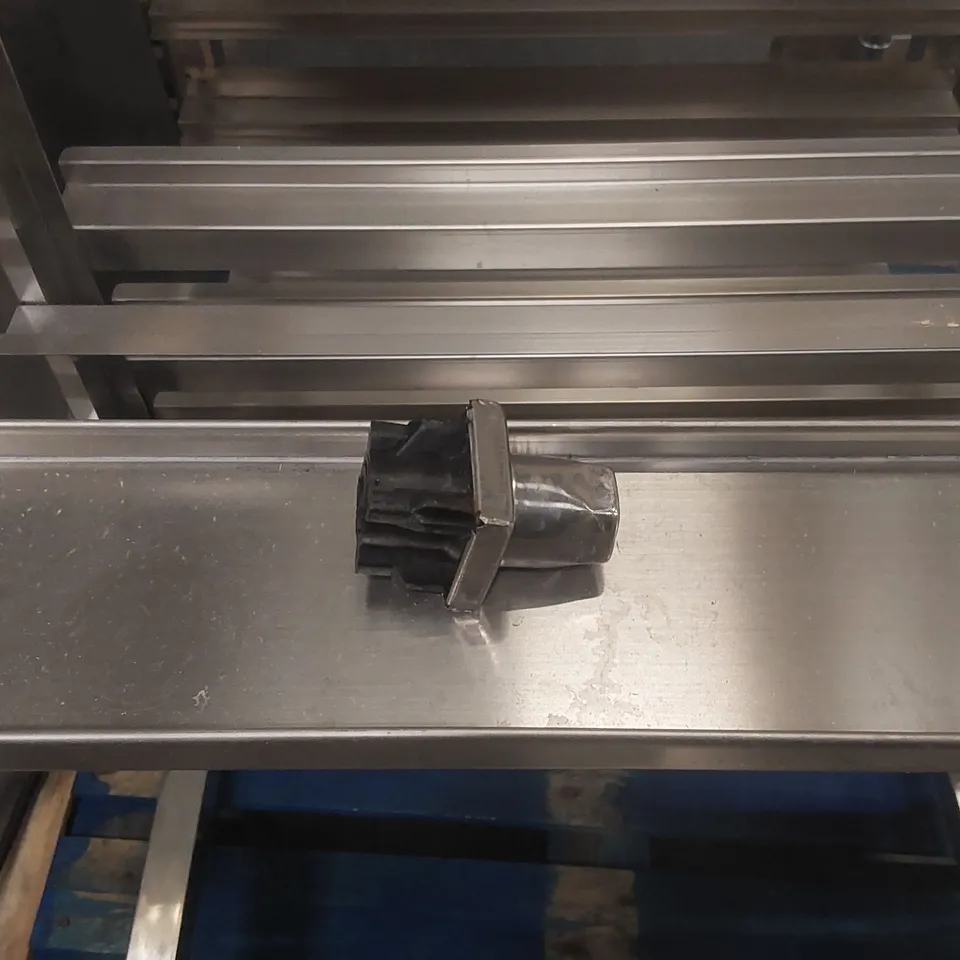 COMMERCIAL STAINLESS STEEL OVEN STAND