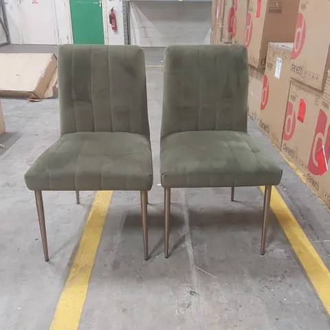 PAIR OF DANETTI KENDRA OLIVE GREEN VELVET DINING CHAIRS