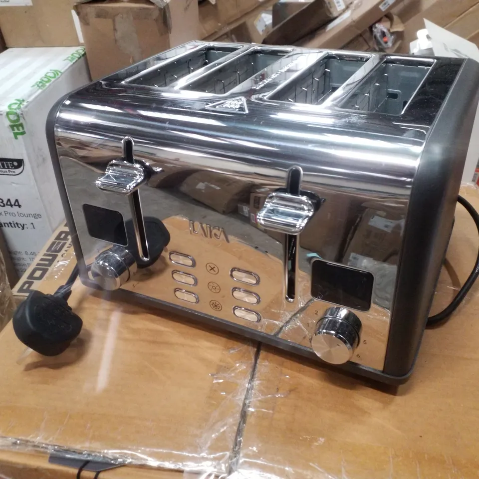 BOXED LAICA 4 SLICE DIGITAL TOASTER 