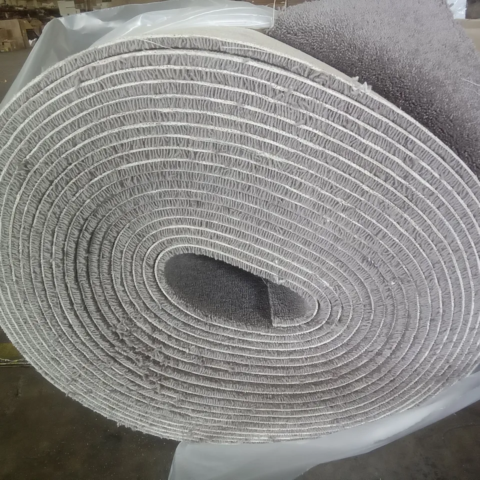 ROLL OF QUALITY ROYAL VELVET ILLINGWORTH CARPET 11.35×4M