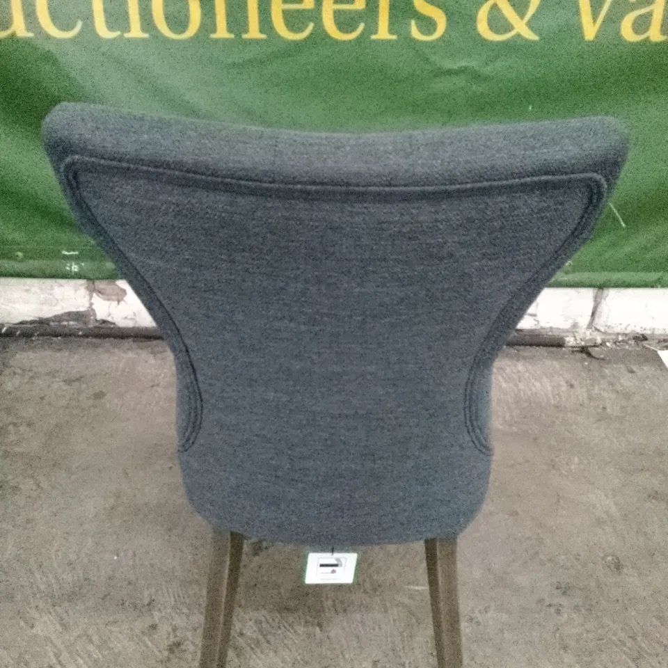 BEWLEY SLATE FABRIC BUTTON BACK DINING CHAIR WITH OAK LEGS