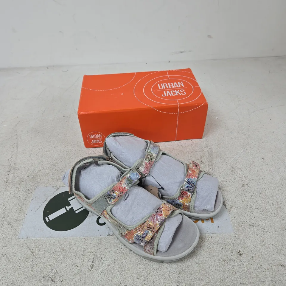URBAN JACKS MANDY SANDALS – UK 7 (EU 40), GREY MULTI