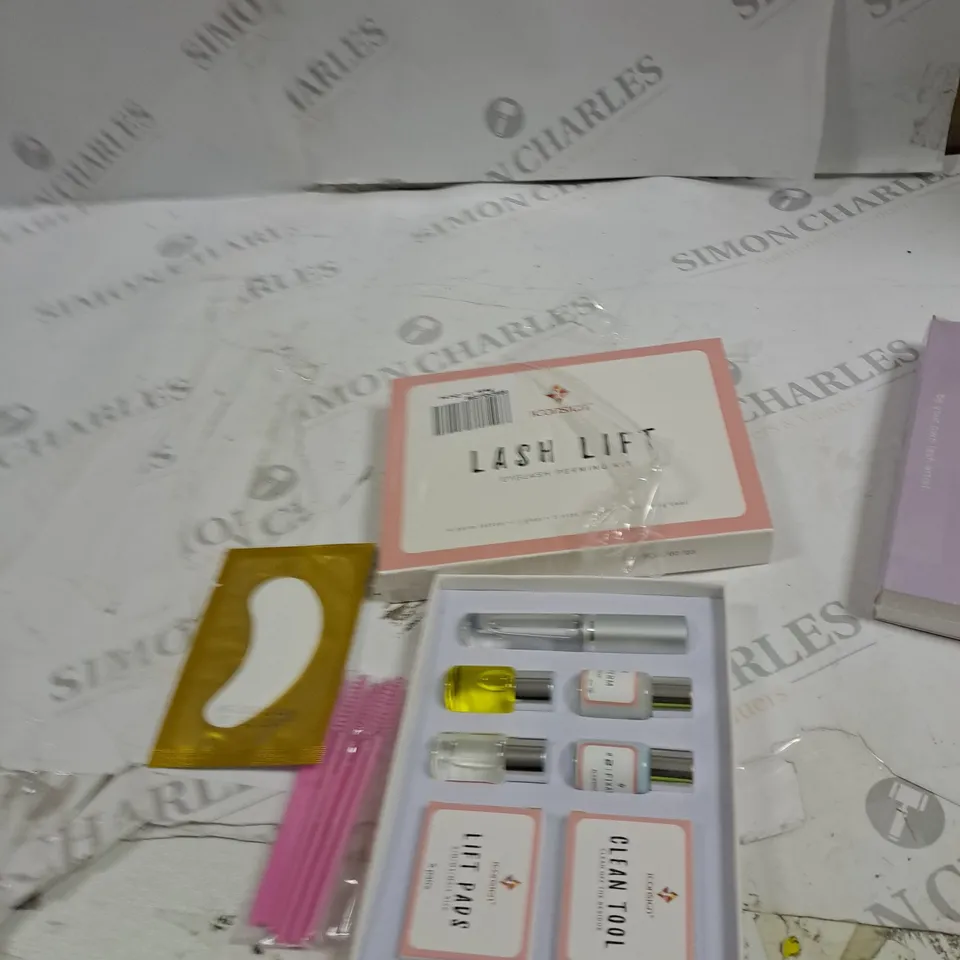 BOX OF 5 ASSORTED ITEMS TO INCLUDE REVOLUTION, LASHLIFT, LUMIN 
