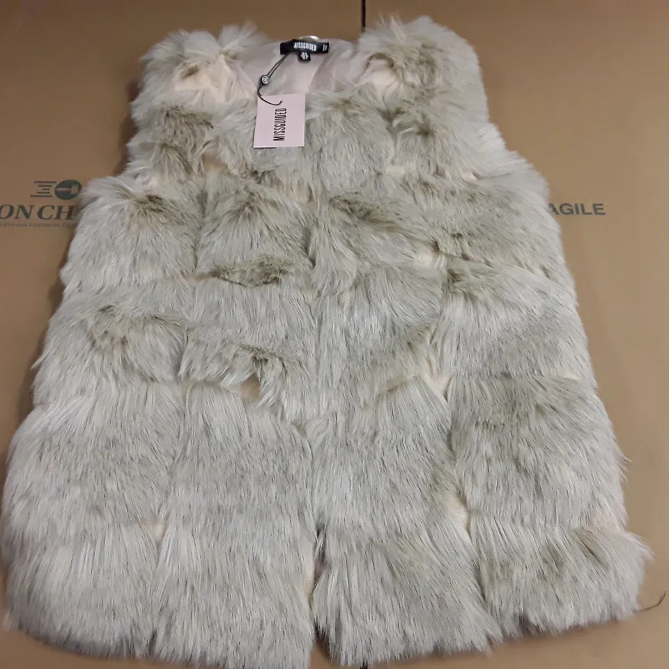 MISSGUIDED FAUX FUR BUBBLE GILET - UK 8