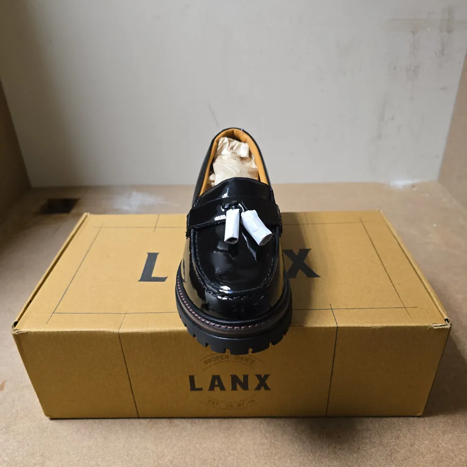 LANX HARWOOD BLACK PATENT LOAFERS – UK 7