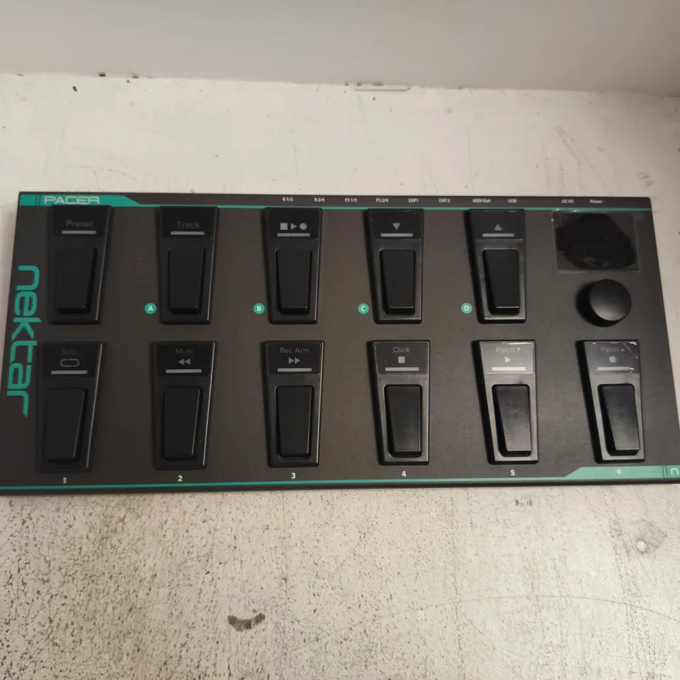 NEKTAR PACER MIDI DAW FOOTSWITCH CONTROLLER