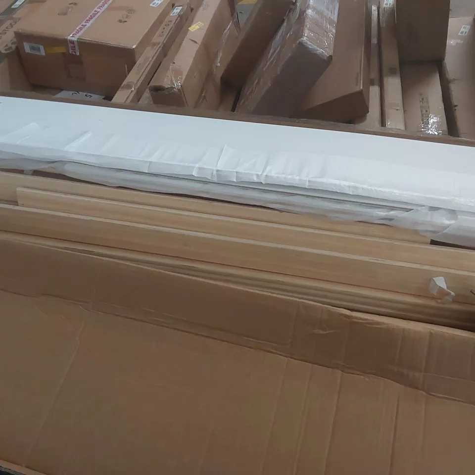 BOXED ENMORE BUNK BED IN WHITE (2 BOXES)