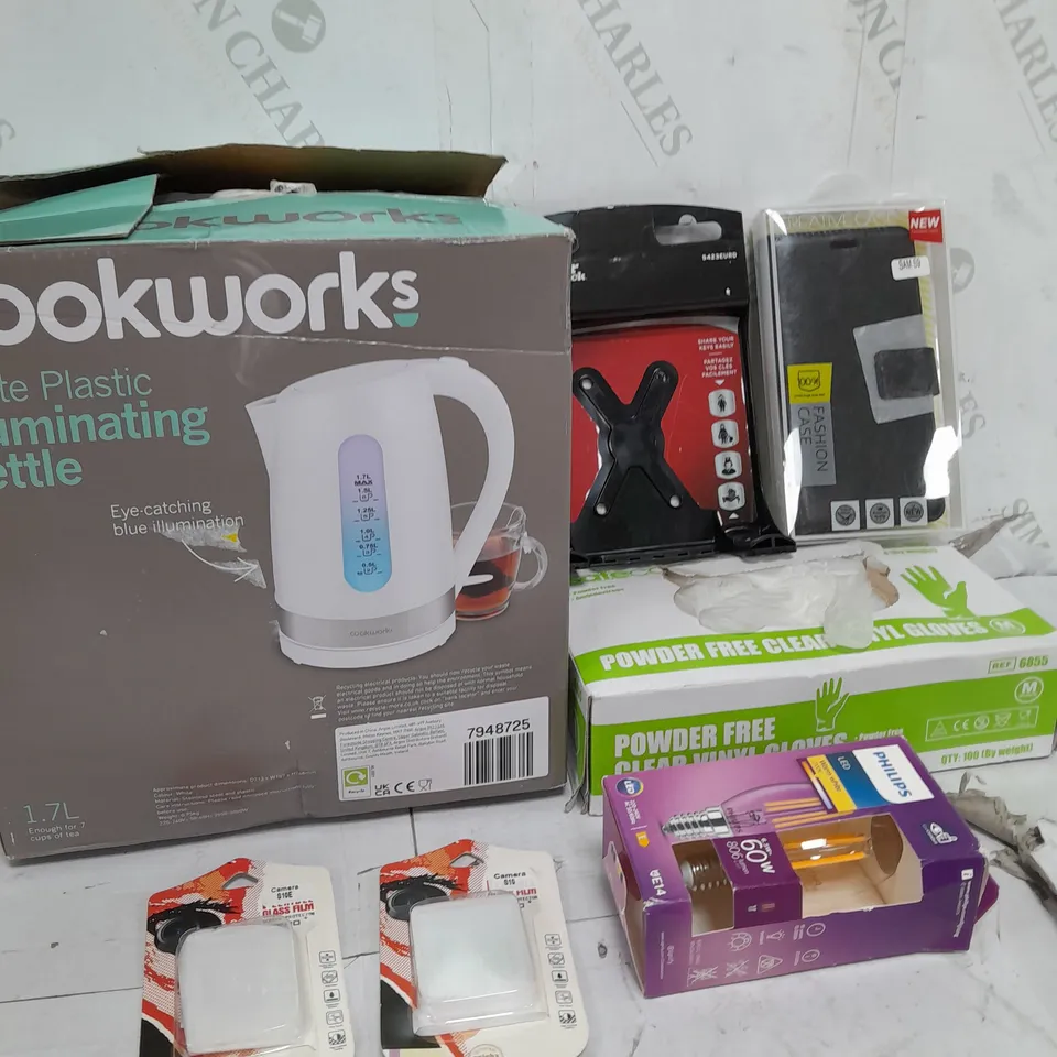 BOX OF APPROXIMATELY 10 ASSORTED ITEMS TO INCLUDE KETTLE, POWDERED GLOVES, LED BULB ETC