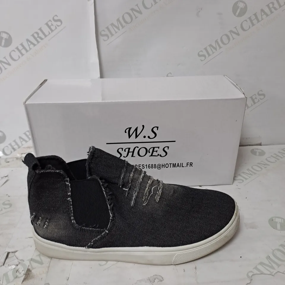 APPROXIMATELY 10 PAIRS  OF BOXED W.S SLIP ON BLACK DISTRESSED FLAT TRAINERS IN VARIOUS SIZES