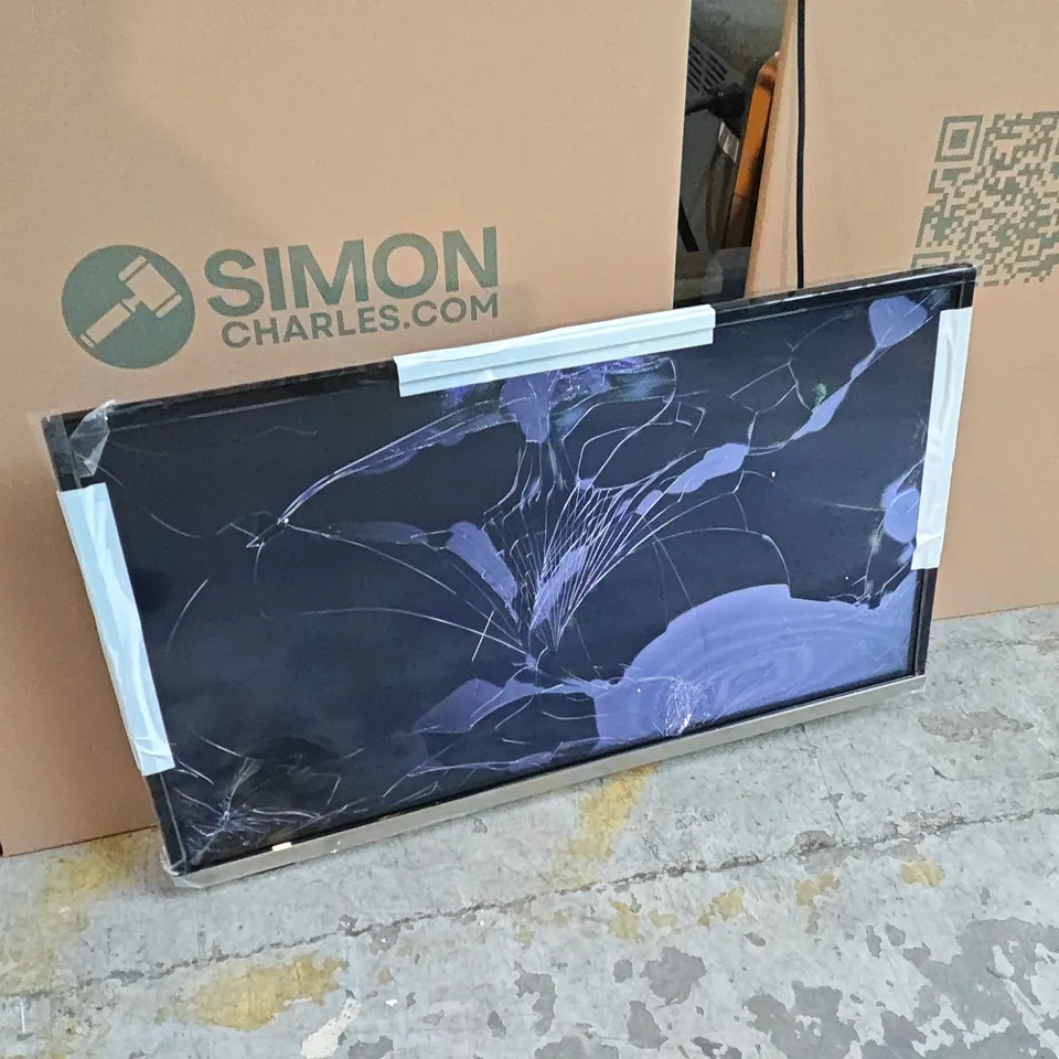 BOXED PANASONIC 32" LED TV MS360 - DAMAGED SCREEN 