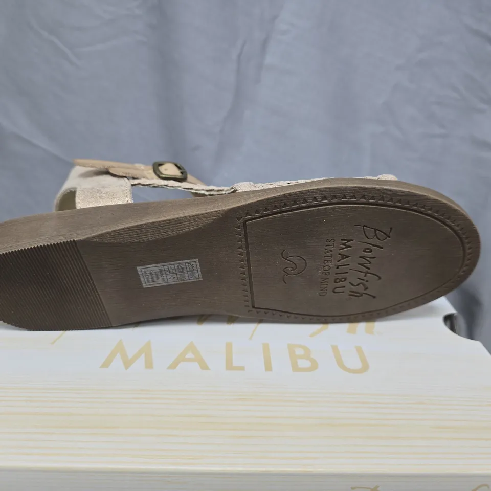 BLOWFISH MALIBU WOMEN'S BEIGE WOVEN SANDALS WITH DOUBLE BUCKLE STRAPS SIZE 6