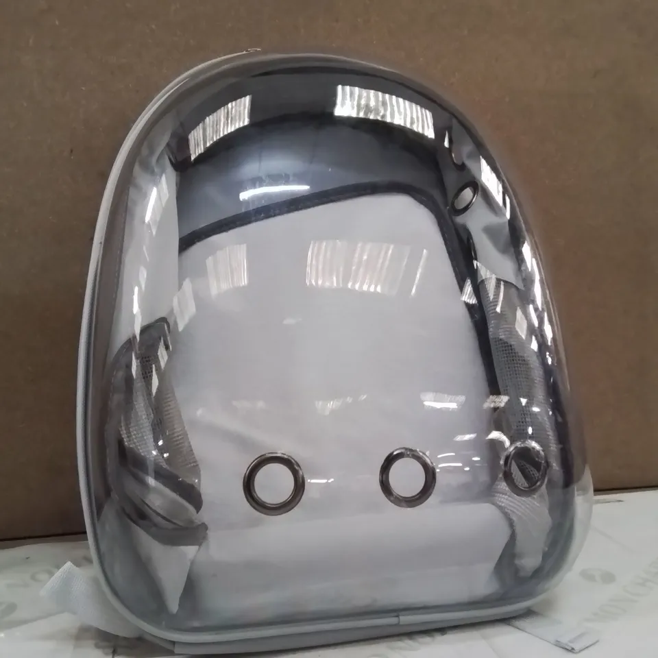 CLEAR PLASTIC PET CARRIER 