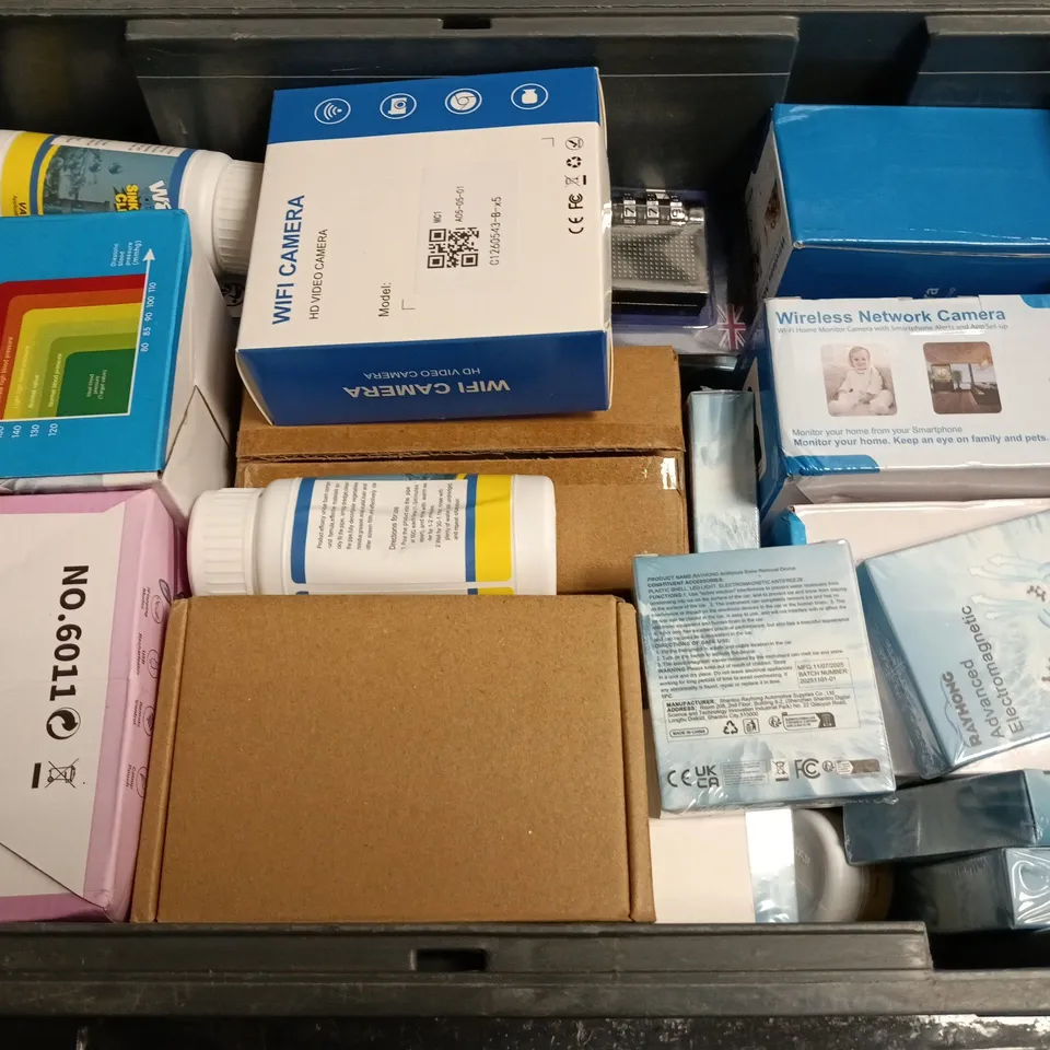 APPROXIMATELY 20 ASSORTED HOUSEHOLD ITEMS TO INCLUDE NETWORK CAMERA, ADVANCED ELECTROMAGNETIC AND PADLOCK