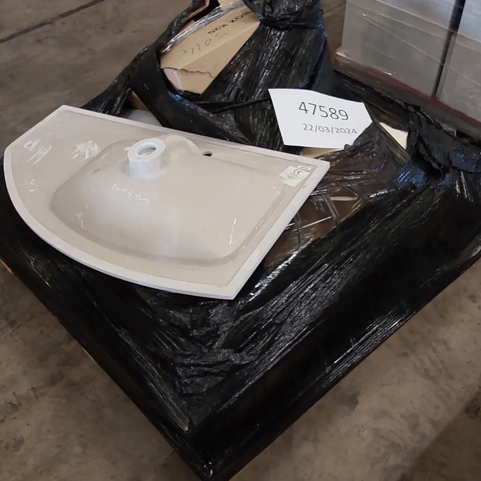 PALLET OF ASSORTED BATHROOM PRODUCTS. INCLUDES SINK BASINS ETC 