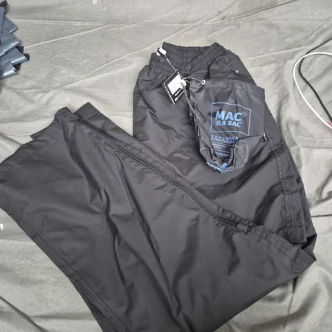 MAC IN A SAC EXPLORER OTS JACKET – LIQUORICE BLACK – SIZE L