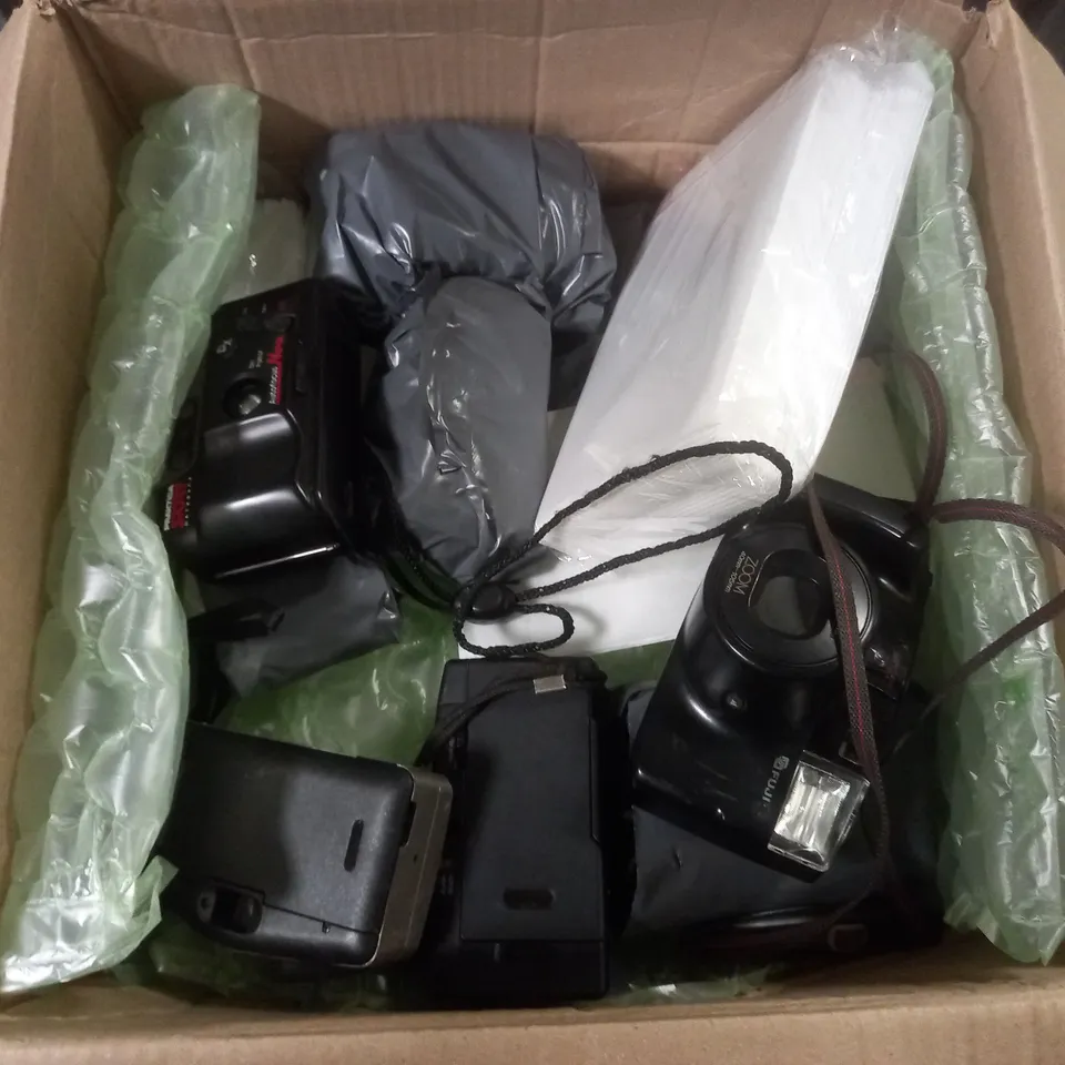 APPROXIMATELY 12 ASSORTED ITEMS TO INCLUDE FUJI FZ 2000 ZOOM CAMERA, T390 GLASS SCREEN PROTECTORS, KODAK S SERIES CAMERA AS WELL AS OTHER ASSORTED CAMERAS OF VARIOUS MODELS, ETC