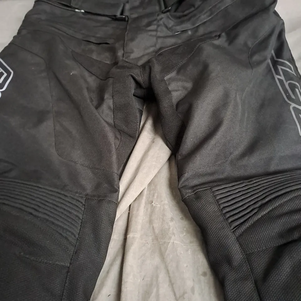 rst riding trousers size 32