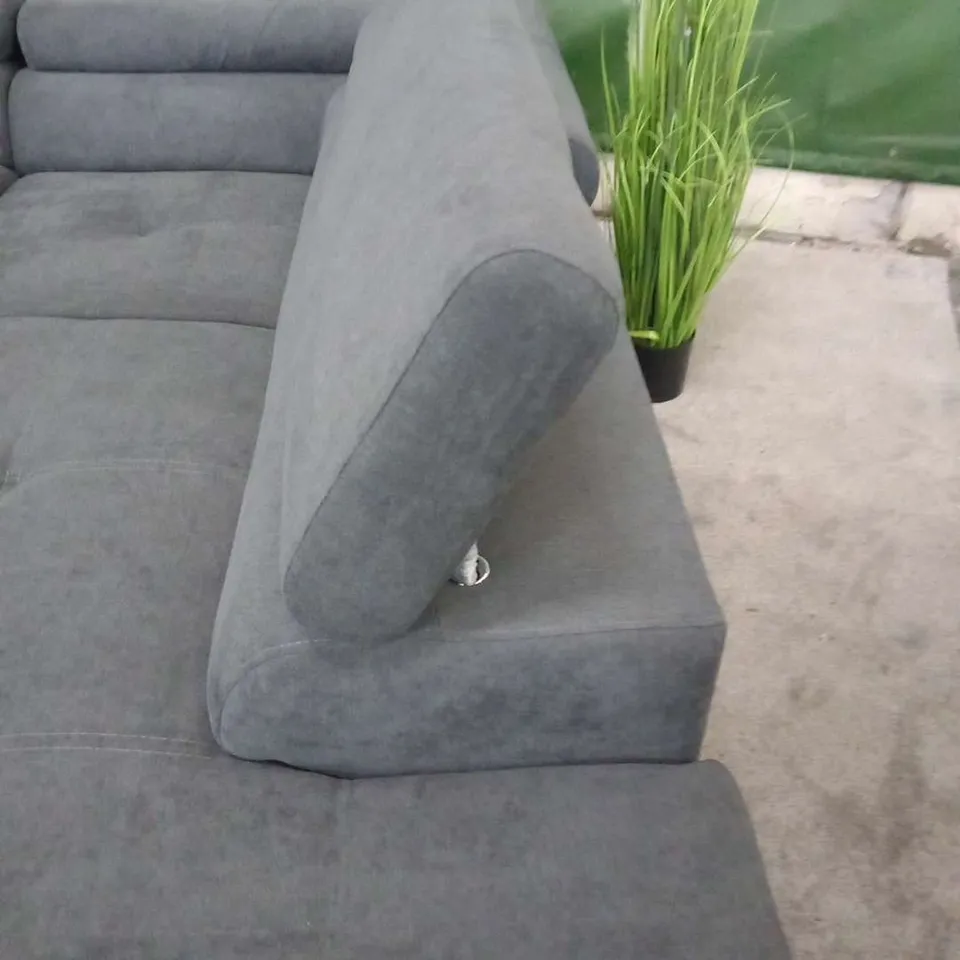 DESIGNER VOSBURG GREY FABRIC SLEPER CORNER SOFABED WITH STORAGE