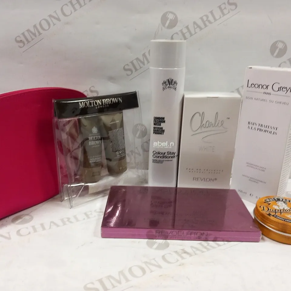 APPROXIMATELY 10 ASSORTED PRODUCTS TO INCLUDE; LANCOME, MOLTON BROWN, CHARLIE, LABEL M, REVOLUTION AND LEONOR GREYL
