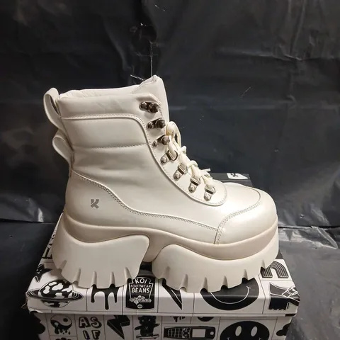 BOXED PAIR OF KOI GOOEY WHITE PLATFORM BOOTS β UK5 (WOMEN'S, VEGAN)