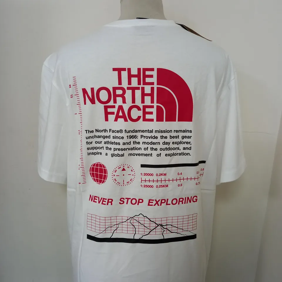 THE NORTH FACE GRAPHIC T-SHIRT SIZE M