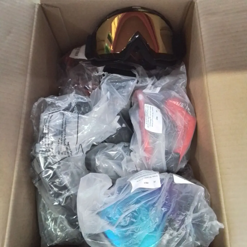 A BOX OF 10 SKI/MOTOCROSS GOGGLES IN VARIOUS COLOURS AND DESIGNS 