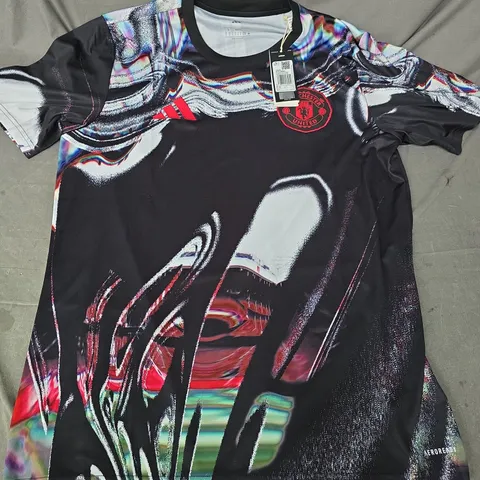 ADIDAS MANCHESTER UNITED PRE MATCH SHIRT IN BLACK MULTI - UK LARGE