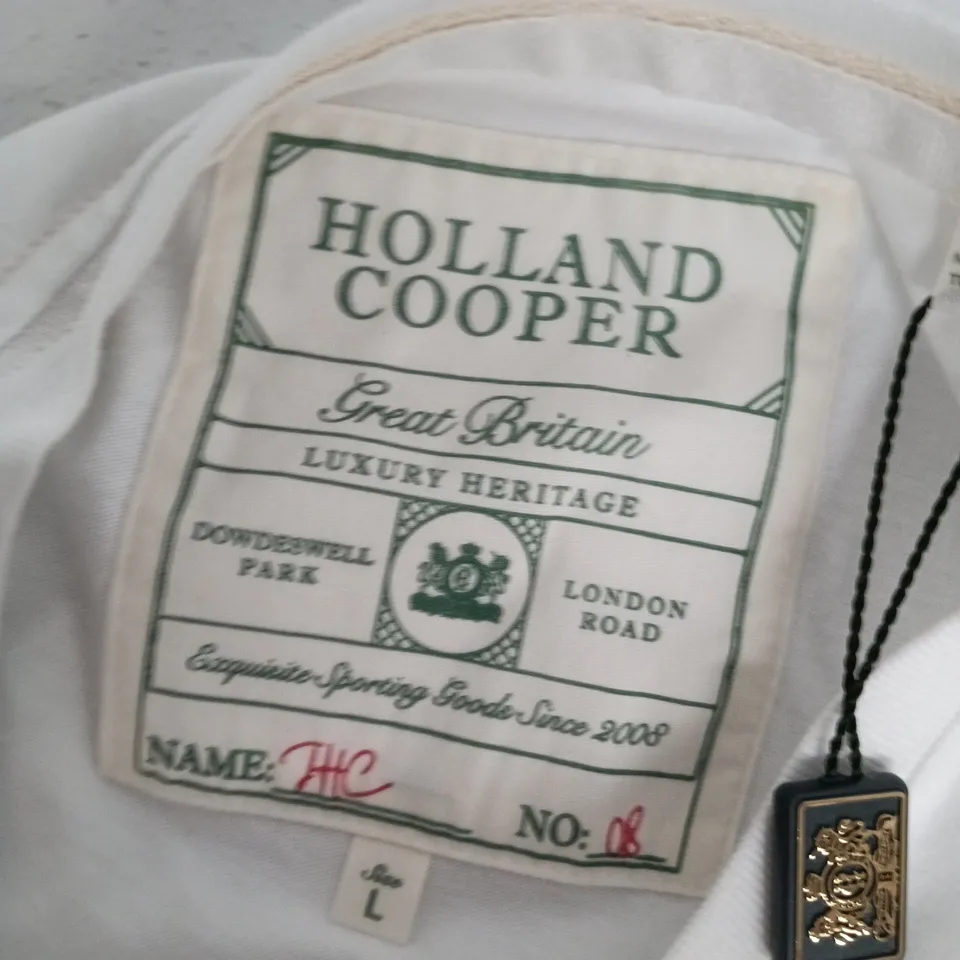HOLLAND COOPER MONOGRAM TEE IN WHITE - LARGE