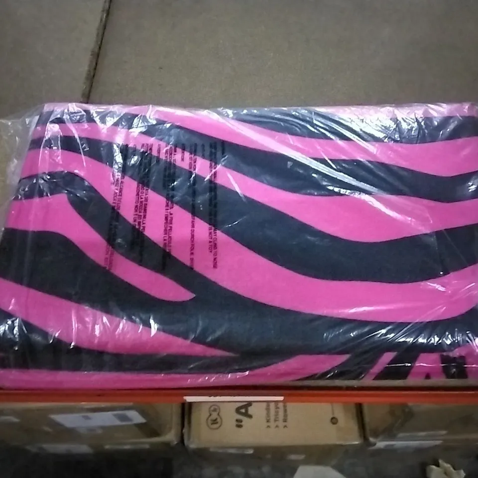 BOXED HIBBERT PINK ZEBRA ANIMAL BOHO KITCHEN MAT