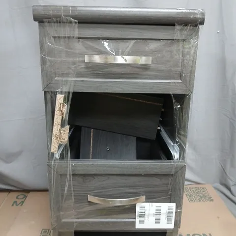 CAMBERLEY 3 DRAWER GRADUATED BEDSIDE CHEST