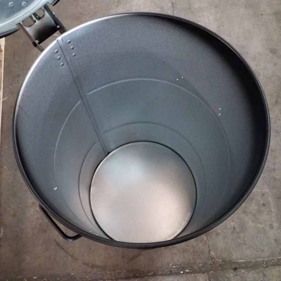 BOXED SOLVENT RAG BIN LISTON Ø 475X780 MM, 115 L, BLACK