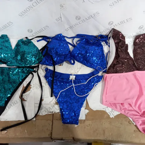BOX OF 10 ASSORTED CLOTHING ITEMS TO INCLUDE - MIRROR IMAGE