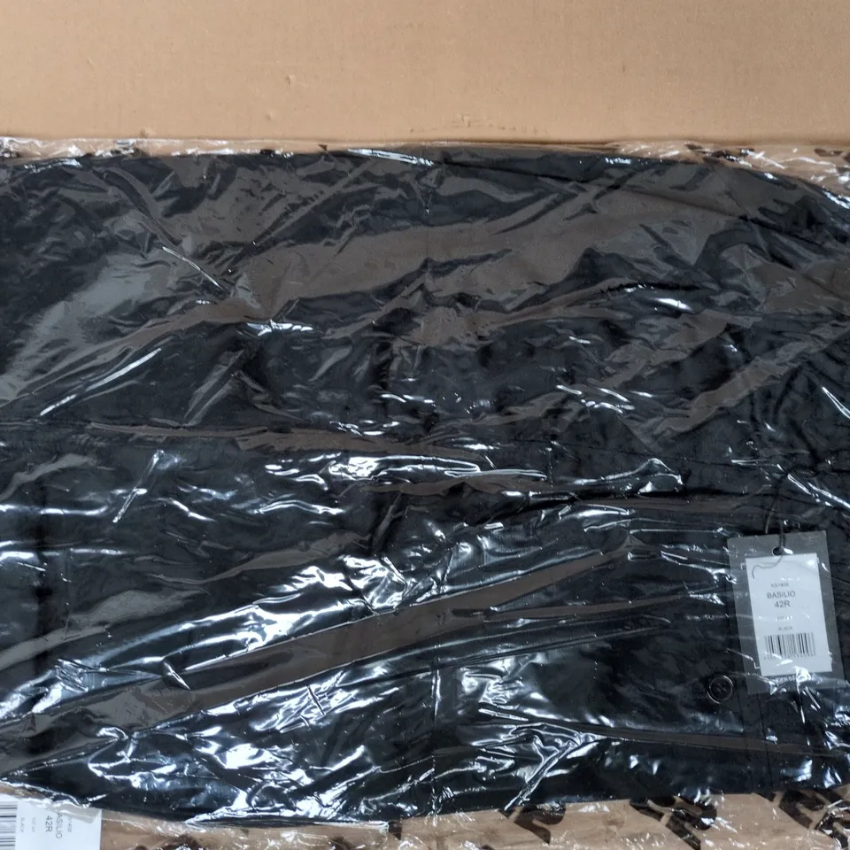 BAGGED D555 BASILIO TROUSERS IN BLACK SIZE 42R
