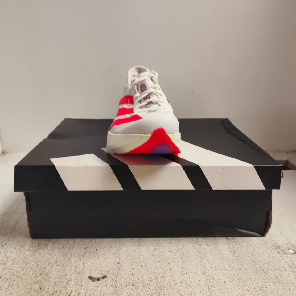 BOXED PAIR OF ADIDAS ADIZERO ADIOS PRO 4 TRAINERS IN WHITE/RED/PURPLE SIZE UK 12