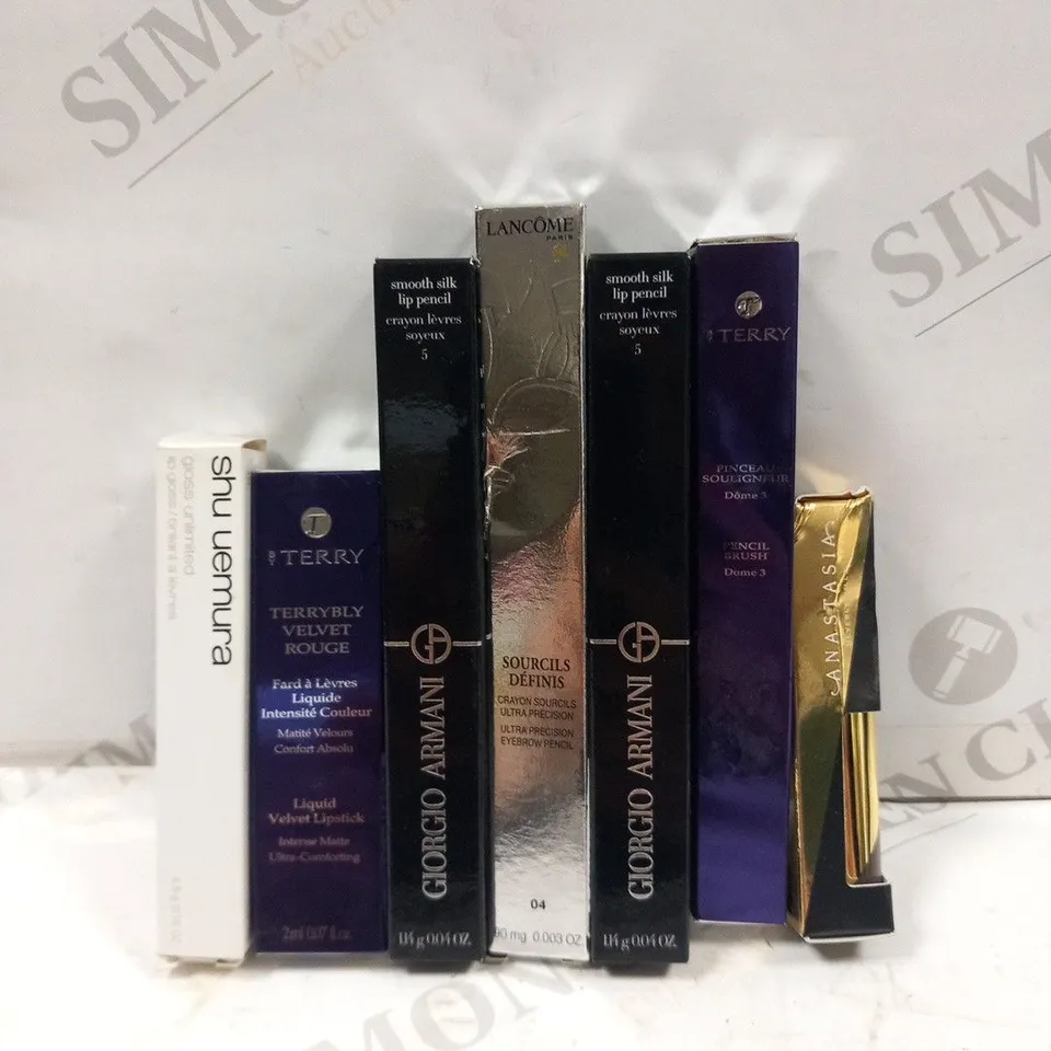 APPROXIMATELY 7 ASSORTED COSMETICS PRODUCTS TO INCLUDE; ANASTASIA, TERRY, GIORGIO ARMANI, LANCOME AND SHU UEMURA