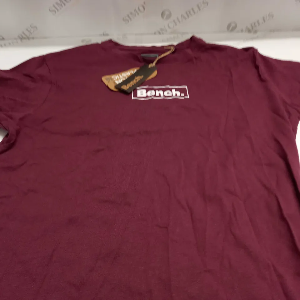 LARGE BENCH BURGANDY T-SHIRT - LARGE