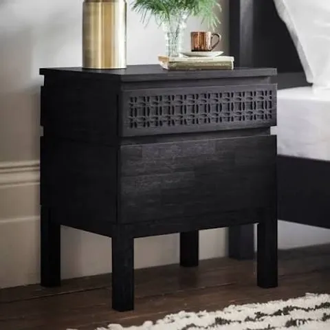 BOXED CARVED WOOD 2 DRAWER BEDSIDE TABLE (BLACK)