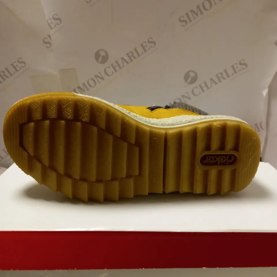 RIEKER LACE BOOT YELLOW - SIZE 5